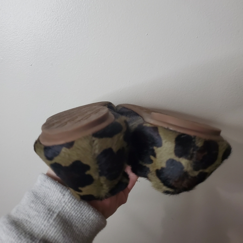 Womens L.L.Bean Calf Hair Leopard Print Flats Size 8.5 - Picture 10 of 10